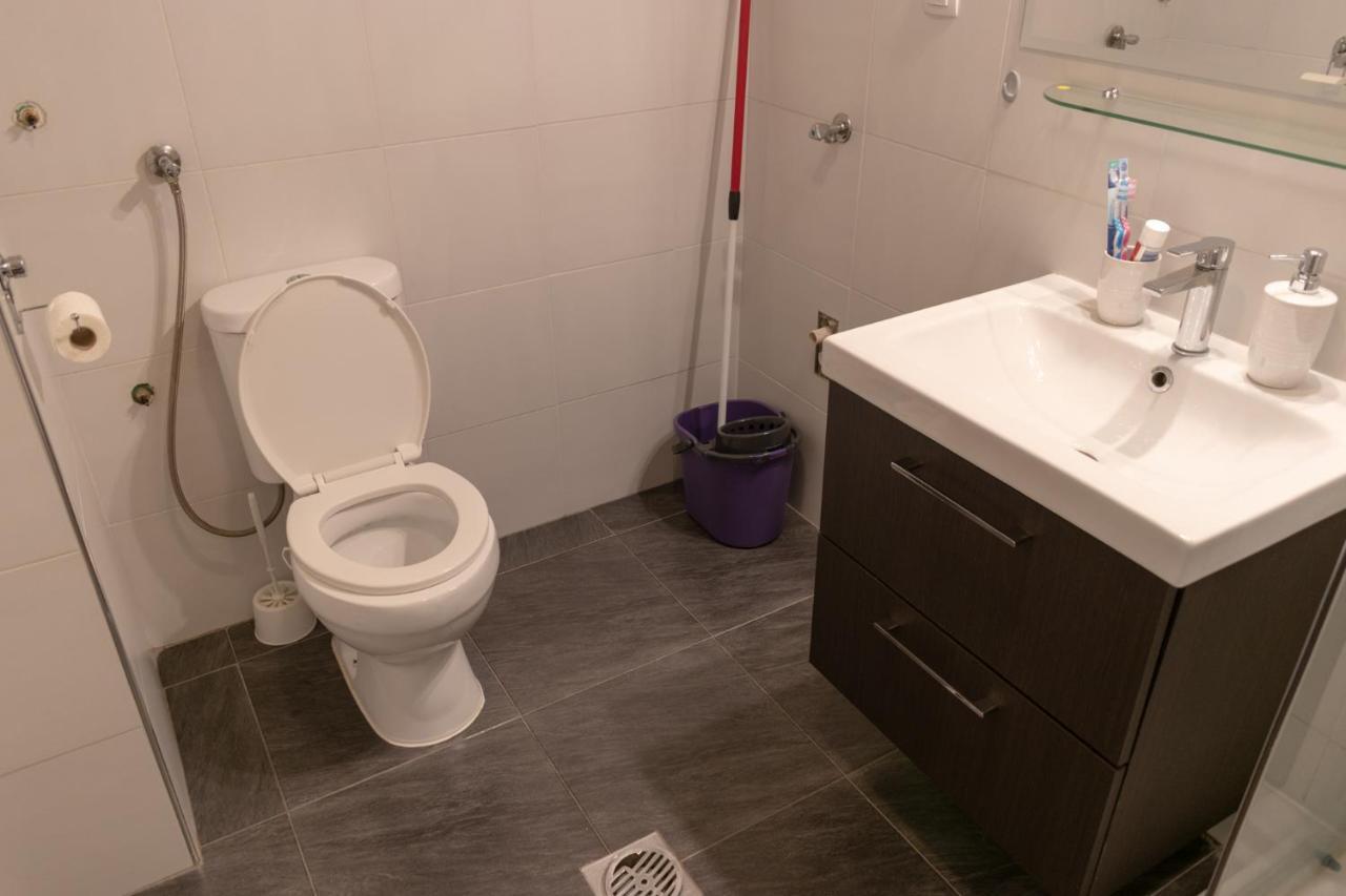 Stan Na Dan 021 Apartment โนวีซาด ภายนอก รูปภาพ
